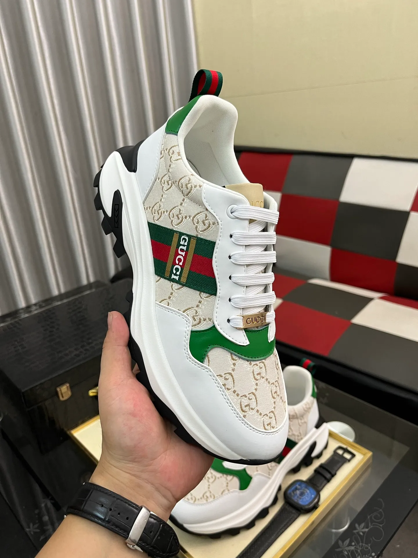 Men's shoes 💰458⌚️⌚️ Gucci •Gucci original quality. ~ Unique modern style sneakers. 🏃A must-have casual shoe for trendy men😍😍 Original brand imported from Italy, imported original leather, sheep lining (refuses to discolor and grind feet) Sole: Original sole provided by the original factory, French lazy style design ⚠️Fit to the feet, original quality attached, super comfortable original sole, code number: 38-444️⃣Colors available